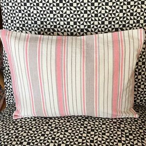 Striped accent pillow and down/feather insert 12x16 inches new never used
